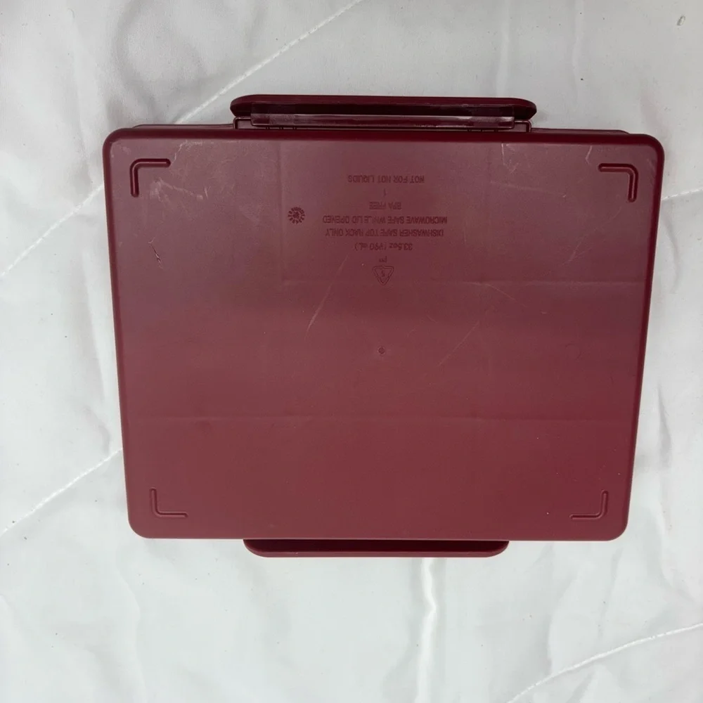 New Target DealWorthy Snack Box with 8 compartments - Red - lunch or snack box